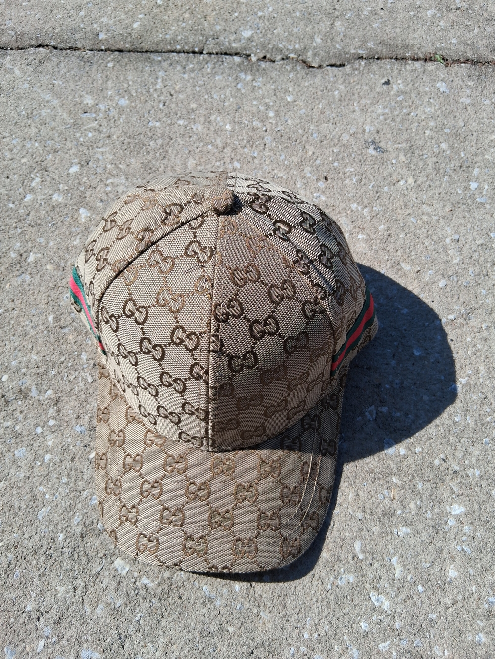Gucci Beige GG Monogram Cap with Green-Red Web